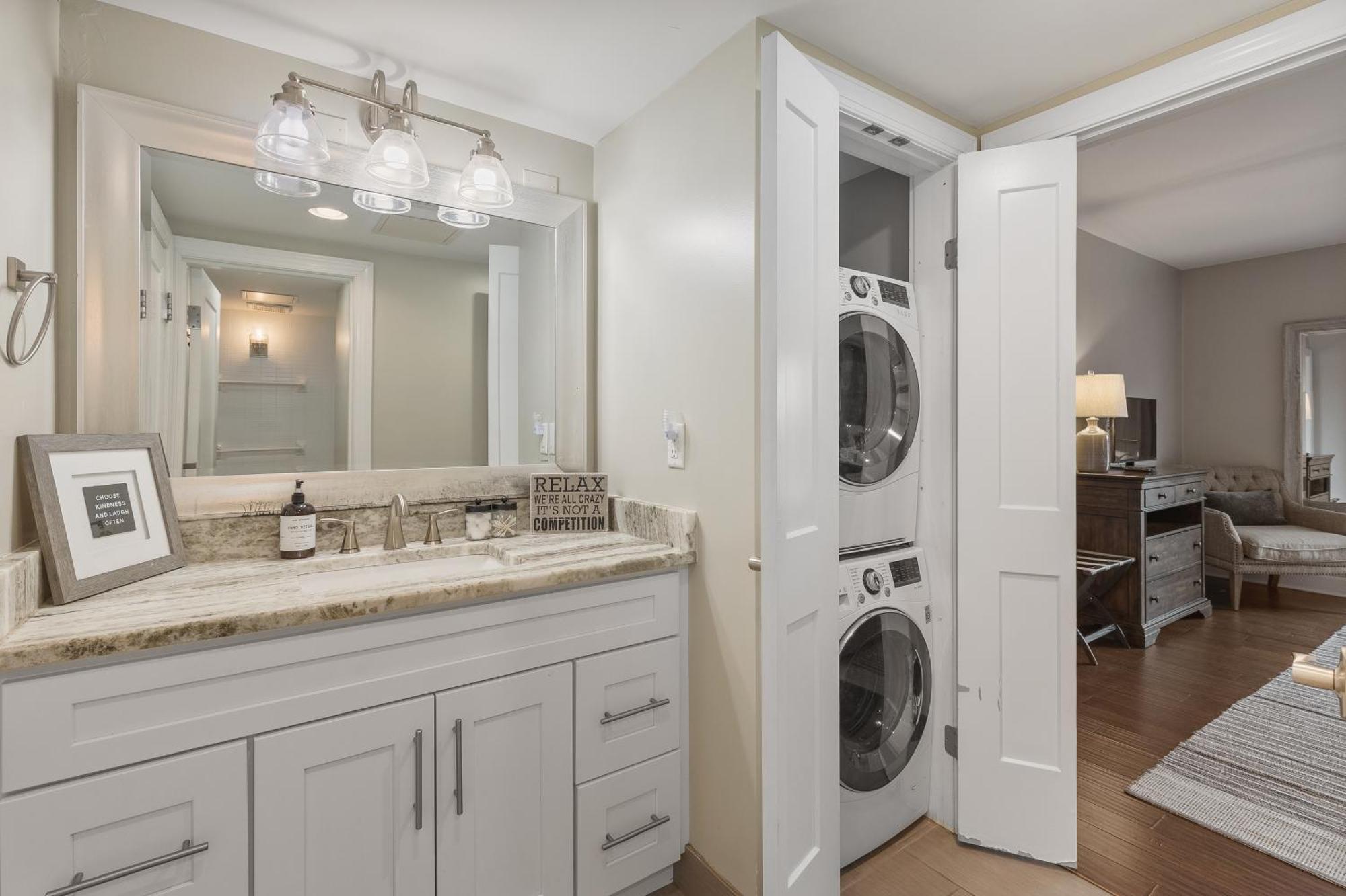 Condo On Music Row W Parking, Sleeps 6, Pool Nashville Exterior photo